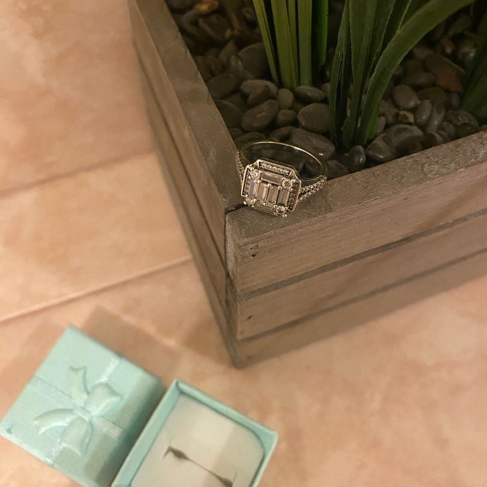 925 Silver engagement ring size 7.